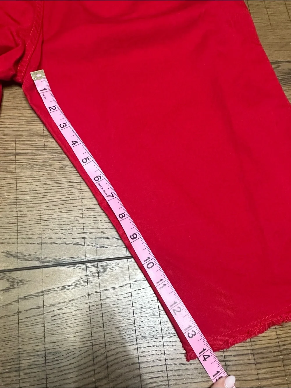 Red Men’s Casual Shorts with Belt NEW 32 Waist